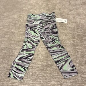 NWT Lululemon base paste high-rise crop 23” inseam Size 8. Mint, black and gray.